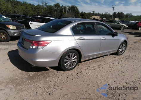 2011 Honda Accord 2.4 Ex z USA, uszkodzony, nr VIN 1HGCP2E7XBA157608
